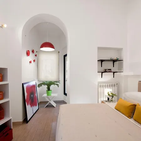 Grotte&grottino, 2 Next Door Apt In Campo De Fiori