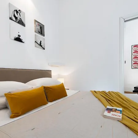 Grotte&grottino, 2 Next Door Apt In Campo De Fiori Rome