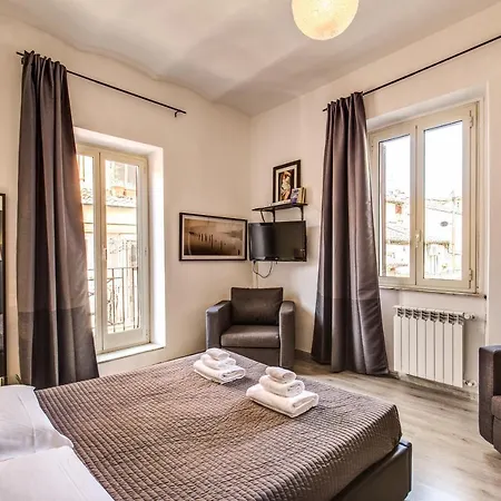 Grotte&grottino, 2 Next Door Apt In Campo De Fiori * Rome