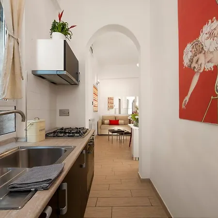 Apartment Grotte&grottino, 2 Next Door Apt In Campo De Fiori Rome