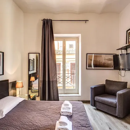 Grotte&grottino, 2 Next Door Apt In Campo De Fiori Apartment