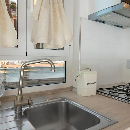 Apartment Grotte&grottino, 2 Next Door Apt In Campo De Fiori